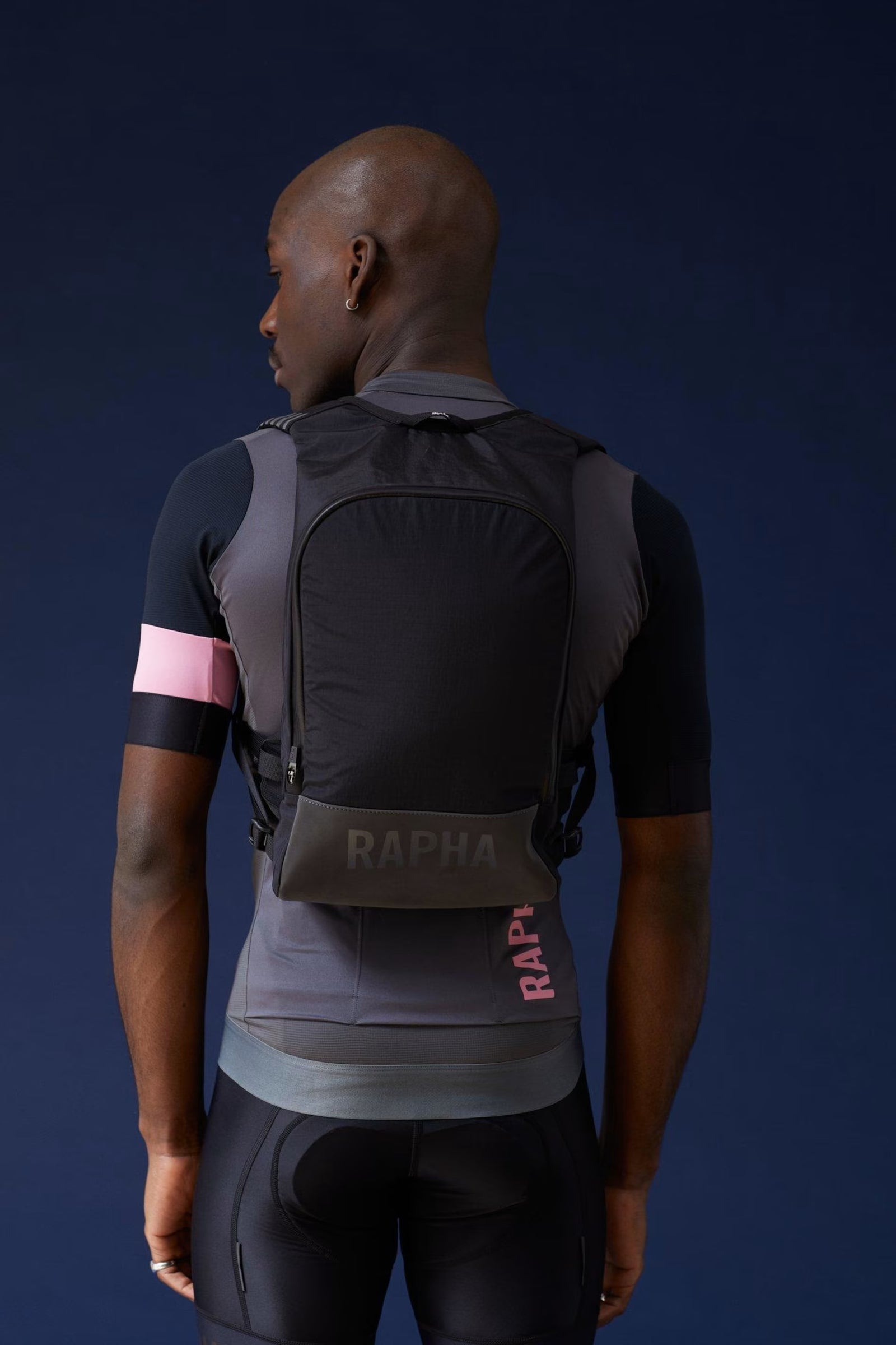 Rapha バックパック ホワイトライン 美品】Raphaバックパック ホワイトライン