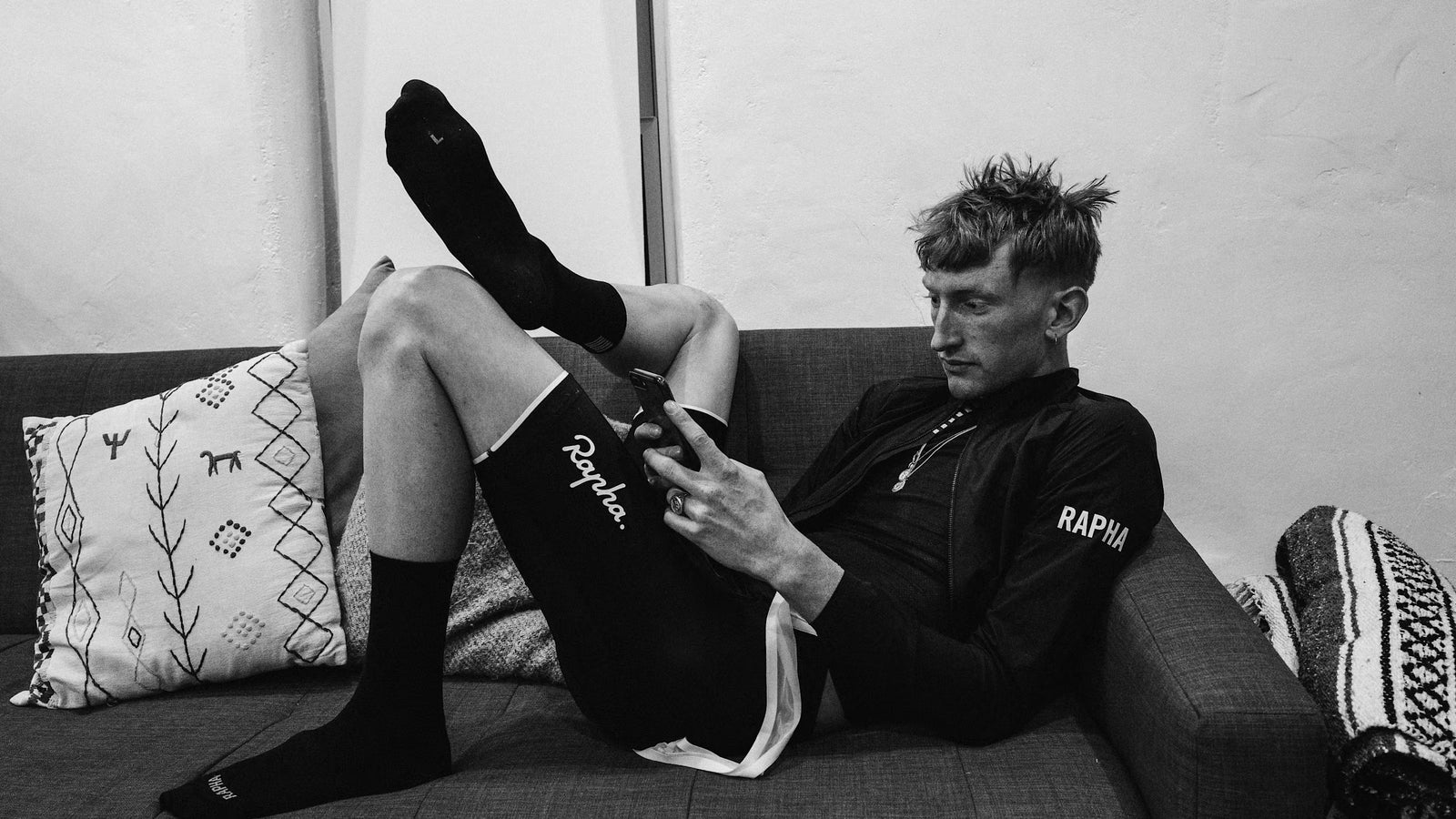 Rapha Classic Flyweight Bib Shorts - Regular - Conte's Bike